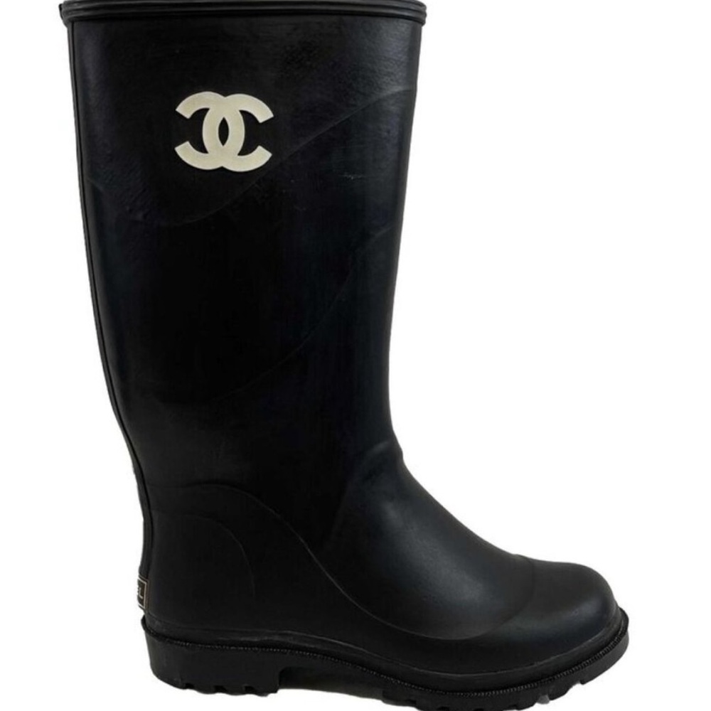 CHANEL Vintage Rubber Rain Boots
